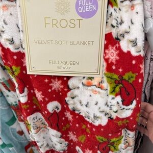 Frost Velvet Soft Blanket with Santa Design Ful/Queen